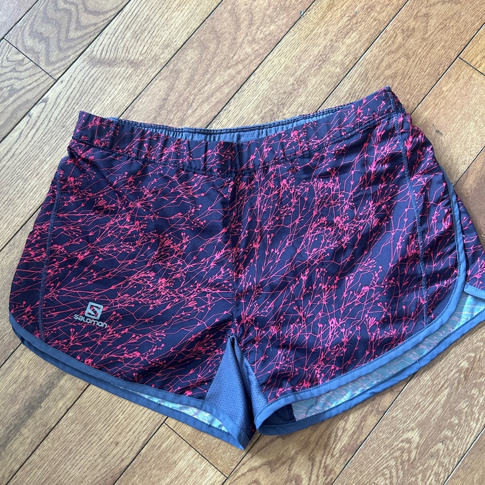 Salomon Women's Athletic Shorts in Black and Pink